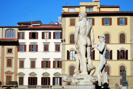 意大利托斯卡纳艺术和美容广场