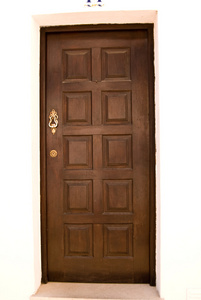 门的传统房子葡萄牙