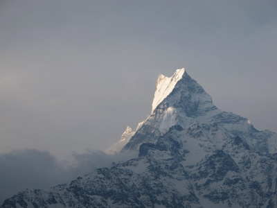 著名的 machapuchare 的峰值