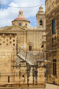 在 birgu 中的门面