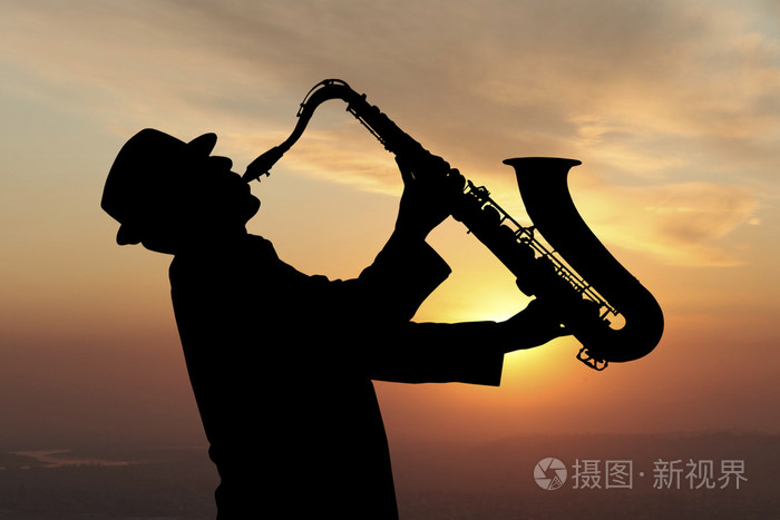 萨克斯管吹奏者