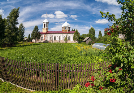 俄罗斯诺夫哥罗德地区的基督教东正教教会。鱼眼镜头