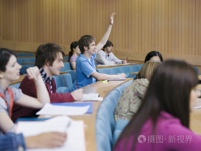 教室里的学生照片-正版商用图片1dkvz8-摄图新视界