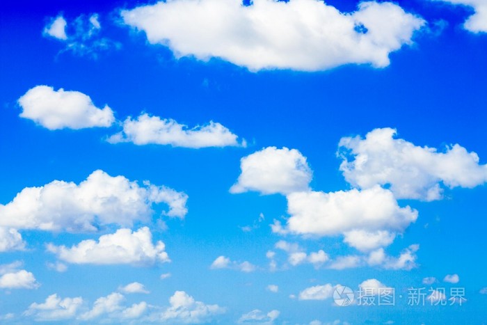 蓝蓝的天空