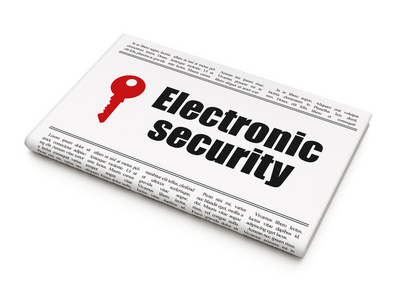 安全新闻概念 报纸与电子安全和关键