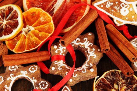干柑橘水果 香料和 cookie 特写背景