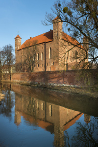 在利兹 warminski 哥特式中世纪古堡