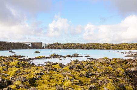 蓝色泻湖   著名的冰岛温泉和地热发电厂