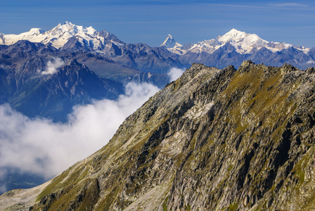 少女山冈，顶尖的欧洲西南部高山阿尔卑斯山景观