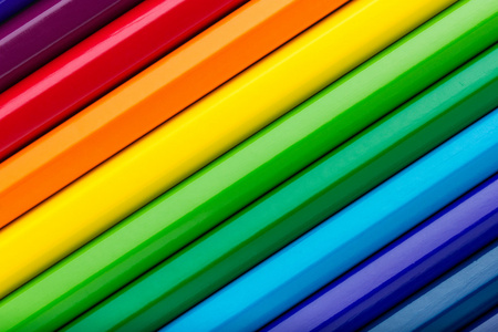 彩色铅笔的斜形排