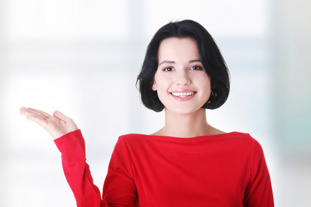 女人介绍她手掌上的副本空间