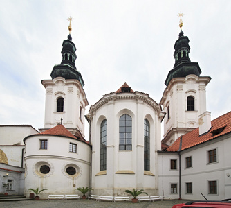 假定的圣母大教堂。pra 的斯特拉霍夫修道院