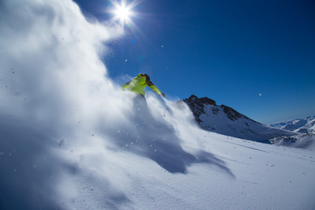 高山滑雪运动员