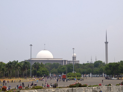 清真寺 istiqlal 的视图