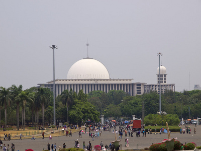 清真寺 istiqlal 的视图