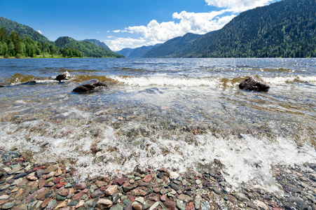 高山湖泊