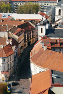 从教堂的塔的老维尔纽斯的视图