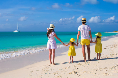 年轻一族的四个加勒比地区度假