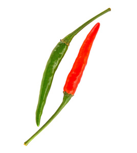红色和绿色的辣椒上白色隔离