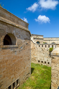 la mola 堡垒，伊莎贝尔二世在西班牙梅诺卡岛