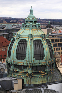 在布拉格市政大厦的圆顶图片