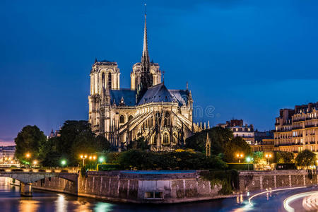 巴黎圣母院大教堂夜景