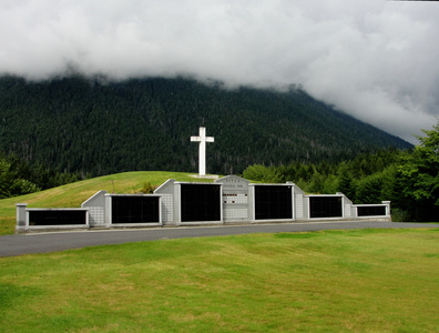 军事公墓