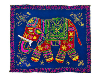 传统的印度刺绣图案。大象