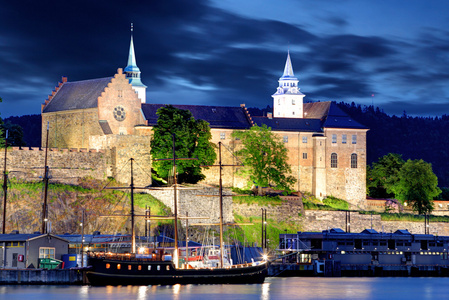 晚上，奥斯陆，挪威阿克斯胡斯城堡