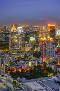 曼谷城市夜景与漂亮的天空