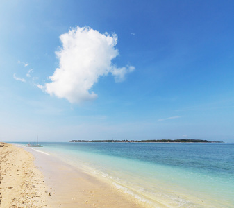 海滩上吉利