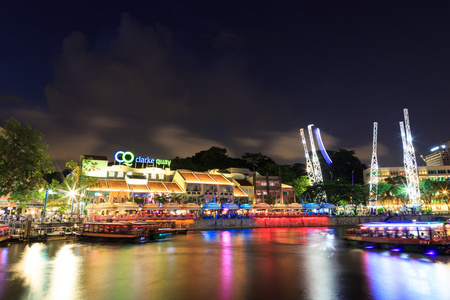 新加坡克拉码头夜