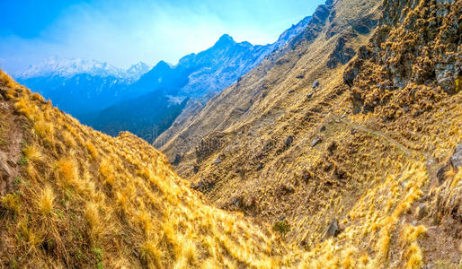 喜马拉雅山的徒步小径