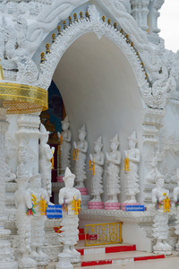 泰国寺的佛教，喃奔府泰国