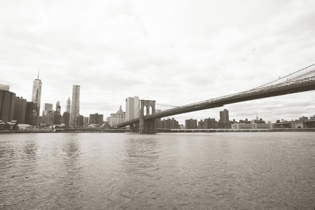 在纽约城桥