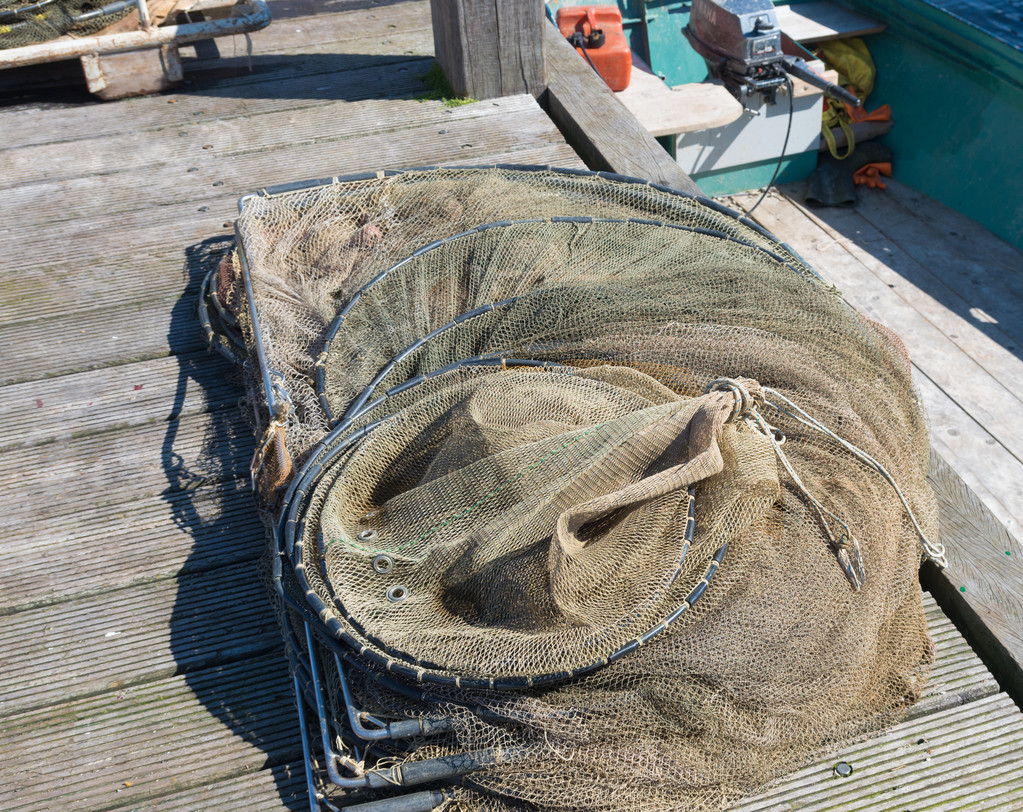 神二十疑遭撞击推迟回家上亿块太空碎片究竟有多危险？