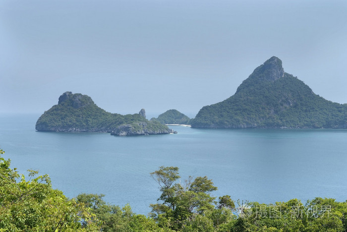 美丽的风景与热带海洋和岛屿