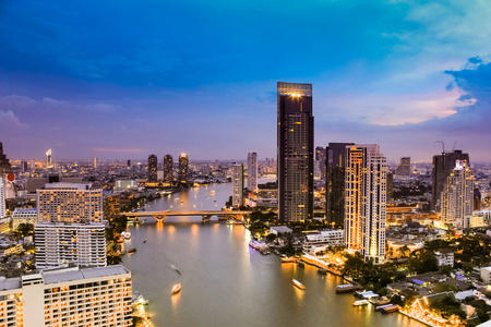 城市景观中的曼谷，泰国。城市景观