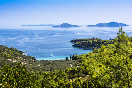 alonissos 湾