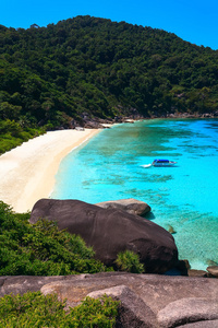 船湾海滩，绿松石水