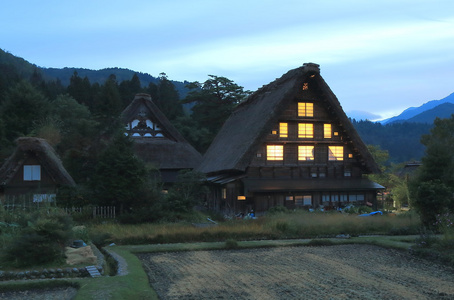 日本传统房子白川方明