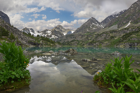 高山湖泊