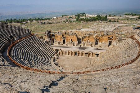 古代圆形剧场在赫拉波利斯