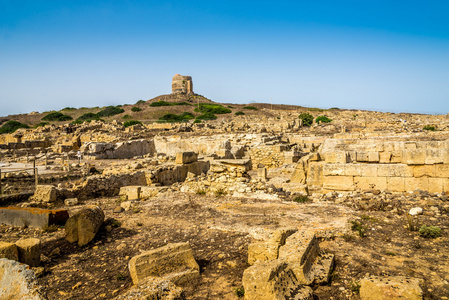 瞭望塔和古代塔罗在撒丁岛的废墟