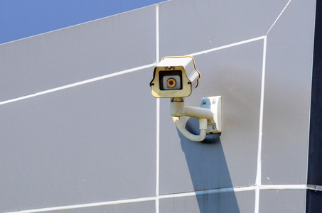 监控安全摄像机或墙上央视