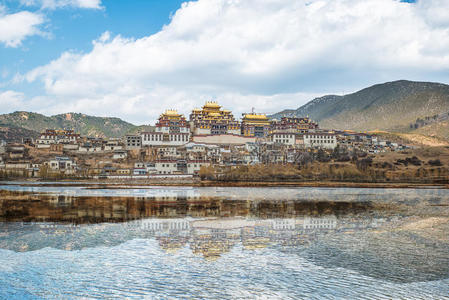 松赞林中国云南香格里拉藏族寺院