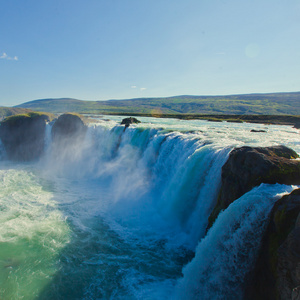 在冰岛 goddafoss 泡汤斯科加瀑布 skogarfoss 提瀑布 seljalandsfoss 冰岛瀑布景色美丽充满活力