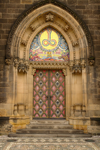 新哥特式大教堂的大门