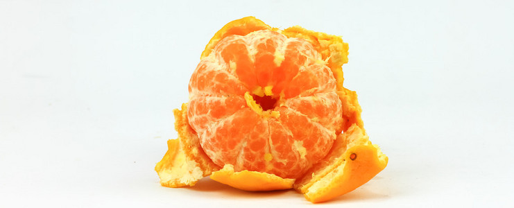 孤立的白色背景上的橘子