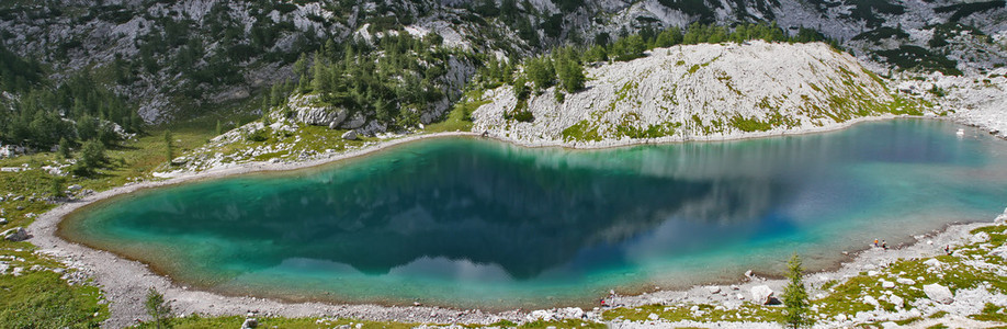 Julian 阿尔卑斯湖全景